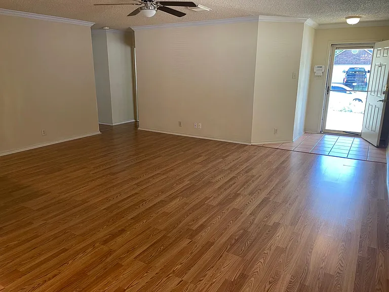 7011 Mary Todd Dr — Photo 22