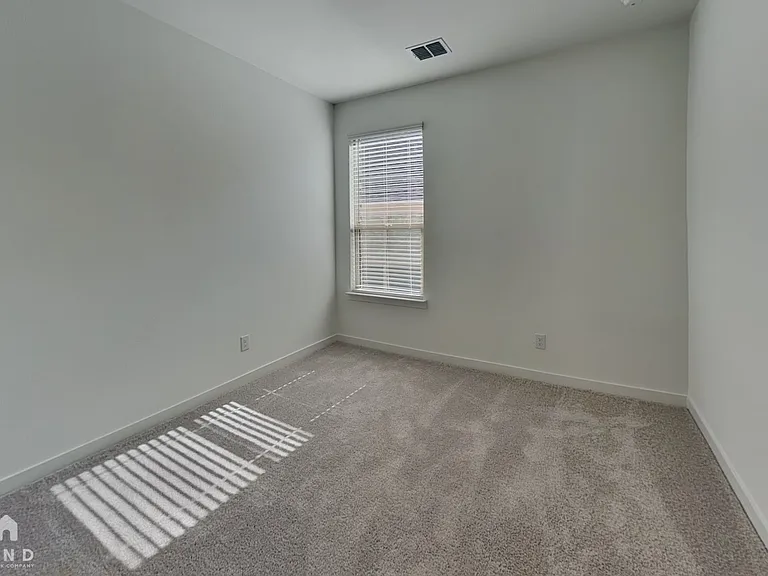 804 Demelza Dr — Photo 14