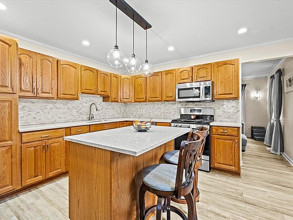 5th image of 2311 Sigwalt St