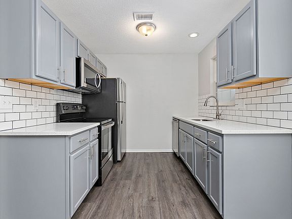 Kitchen - New Backsplash