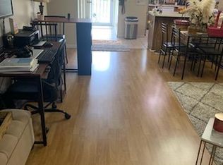 101 Lake Ave NE APT 216, Largo, FL 33771