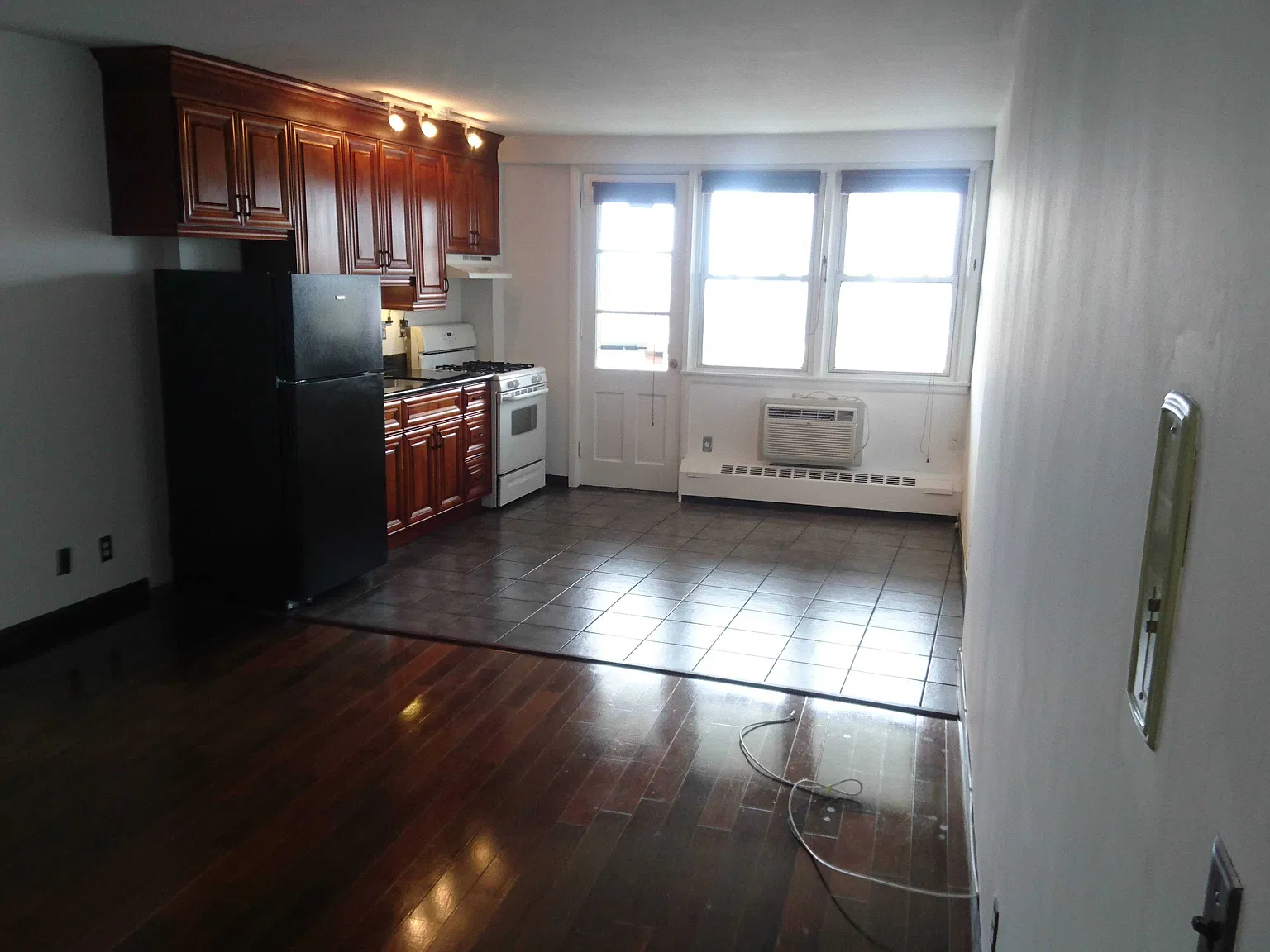 Studio, 470 sqft, $1,700 — Photo 2