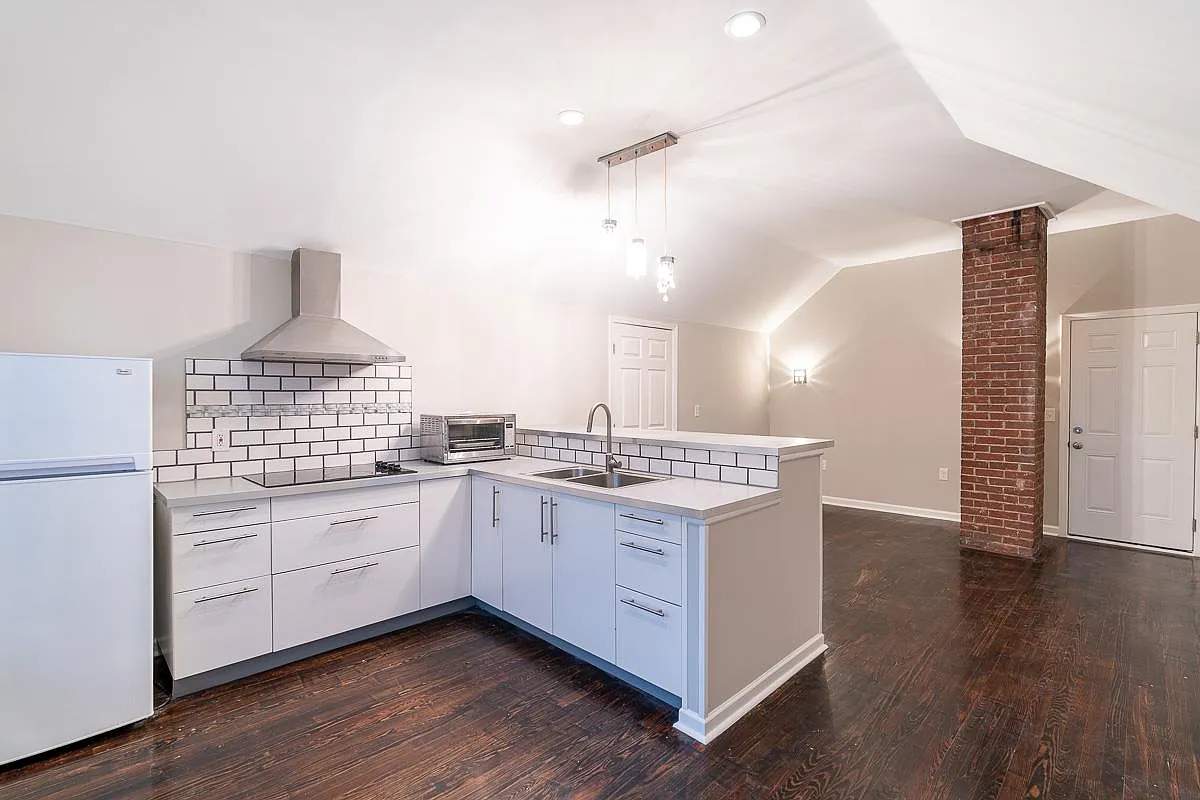 Building Photo - 1550 Olympian Cir SW #3