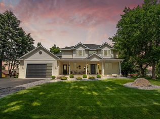 5370 Shore Trl NE, Prior Lake, MN 55372