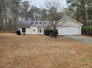 195 Huntington Ct, Fayetteville, GA 30214