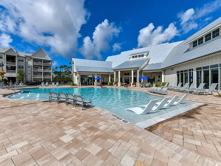 Resort Style Saltwater Pool