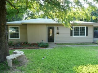 305 Cahill Oval, River Oaks, TX 76114