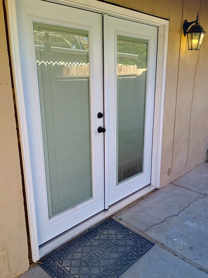 21309 Lake Shore Dr photo 1