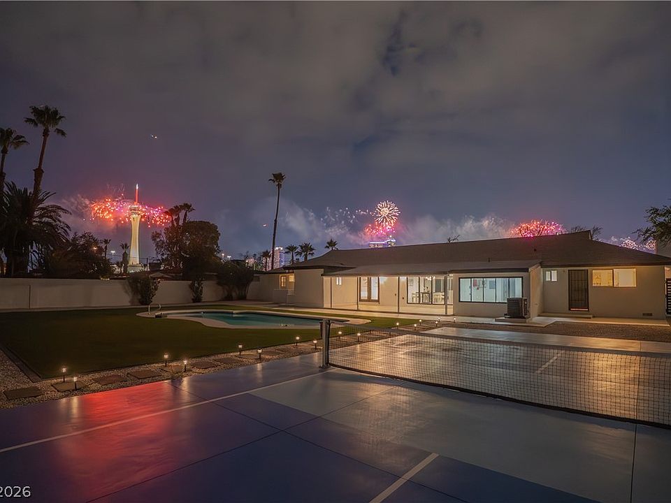 1st image of 2106 W Oakey Blvd