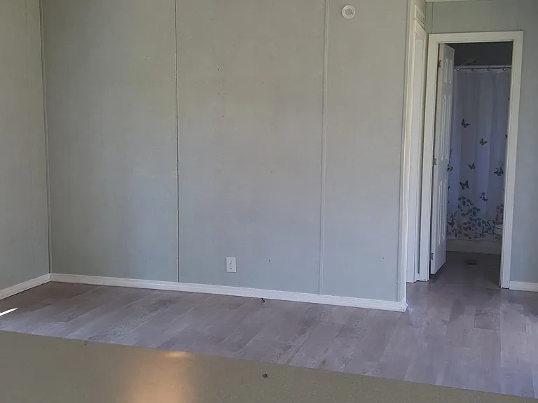 587 Denver Ave #567 — Photo 6