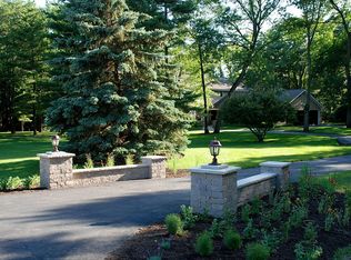 6758 W Creekside Dr, Long Grove, IL 60047