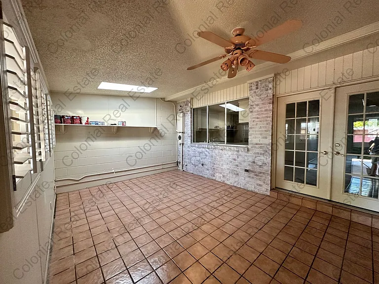 1281 Colonial Pkwy — Photo 7