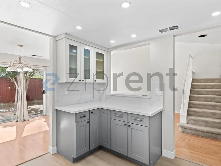 34545 Melissa Ter — Photo 14