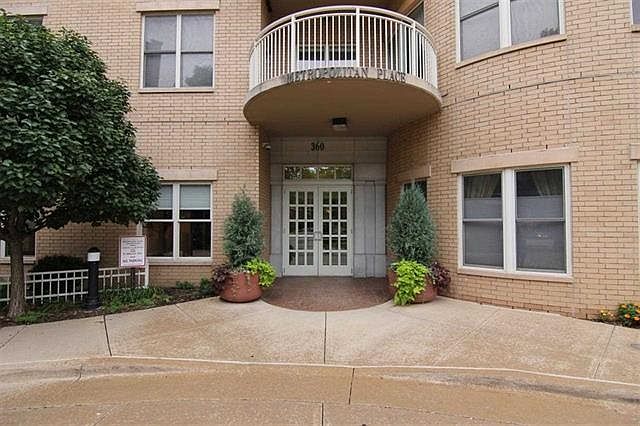1st image of 360 W Washington Ave #1404