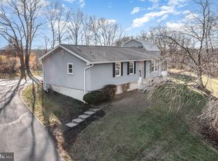 7032 Wertzville Rd, Mechanicsburg, PA 17050