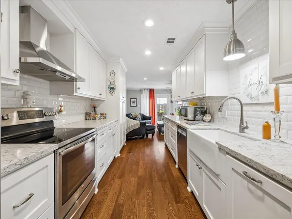 413 N Post Oak Ln #413, Houston, TX 77024