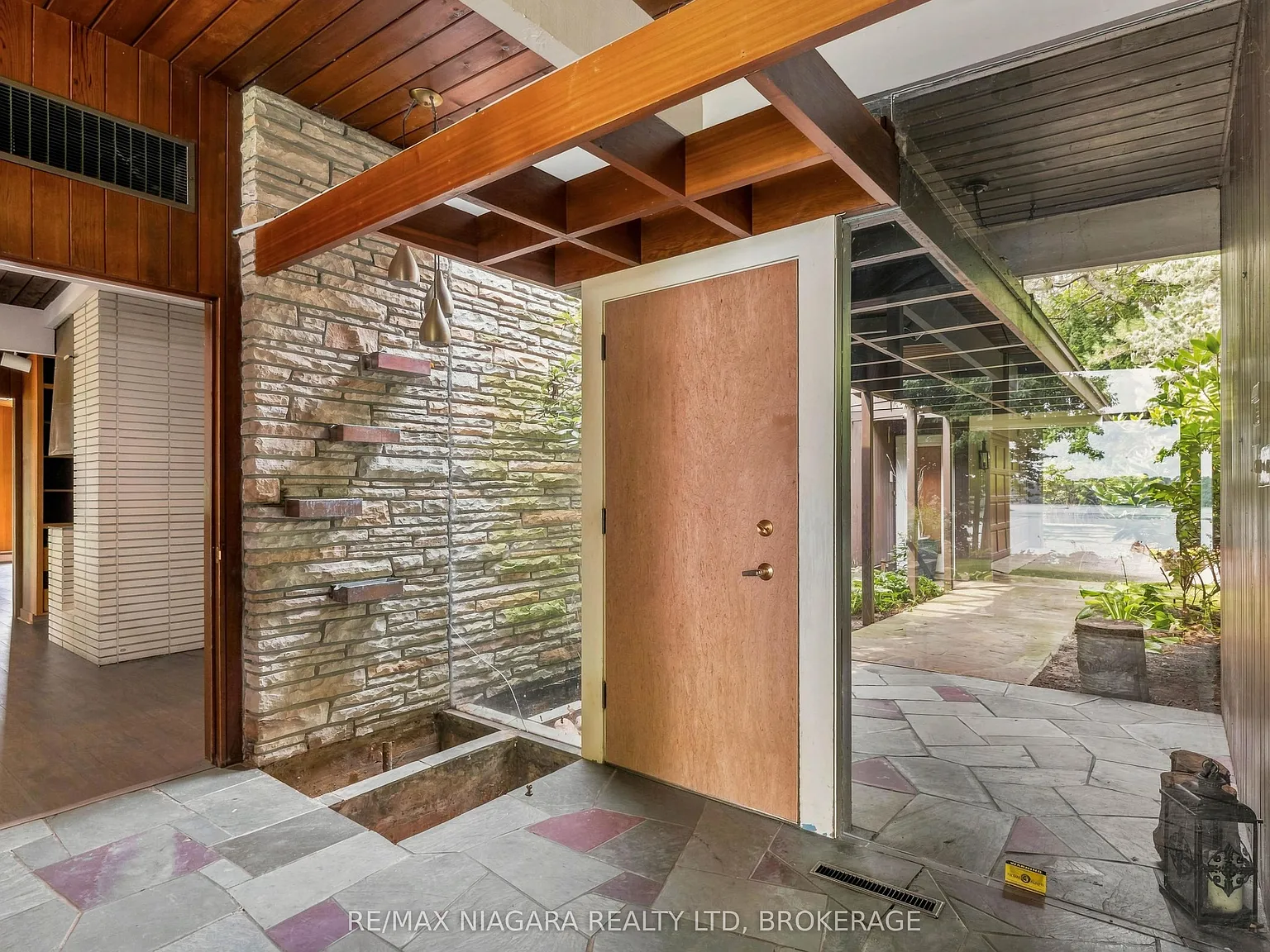 3 bed, $4,200 — Photo 4