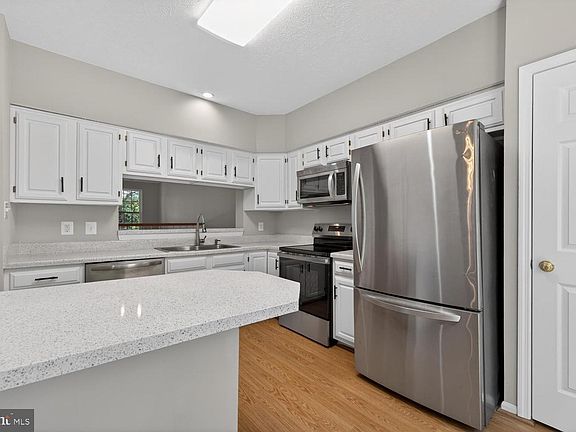 3rd image of 14113 Winding Ridge Ln