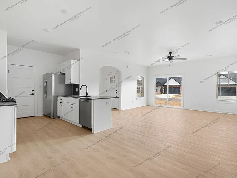 8809 Bainbridge Ct #A — Photo 3