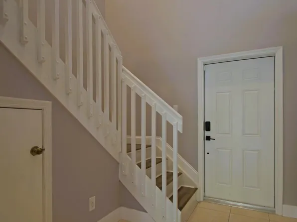 13243 NW 8th St, Pembroke Pines, FL 33028