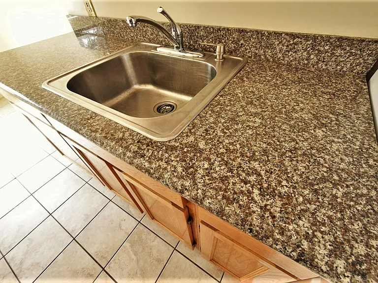 291 Lester Ave — Photo 8