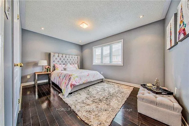 135 Rushworth Dr — Photo 12