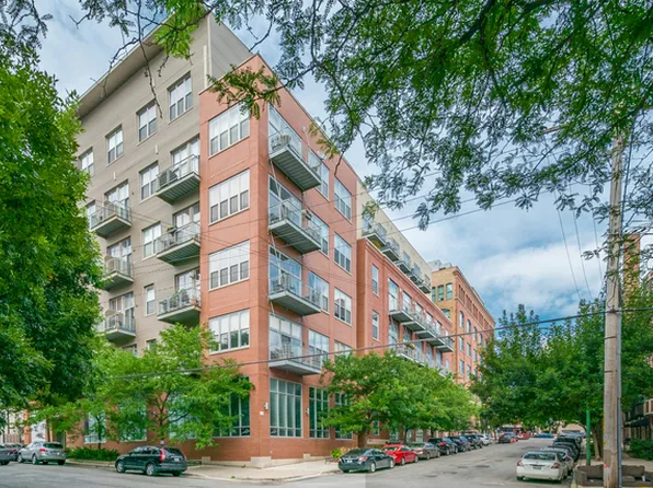 824 W Superior St #307A, Chicago, IL 60642