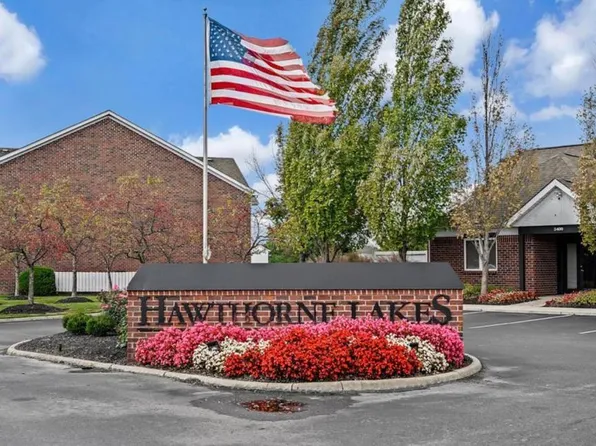 5588 Cypress Chas, Columbus, OH 43228