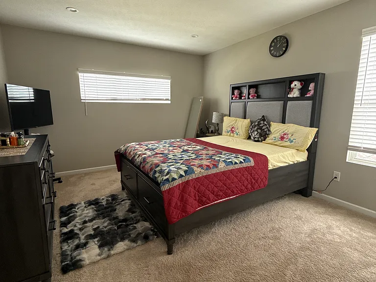 9398 Dewitt Dr — Photo 19