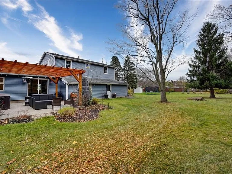 23 Fairview Dr — Photo 27