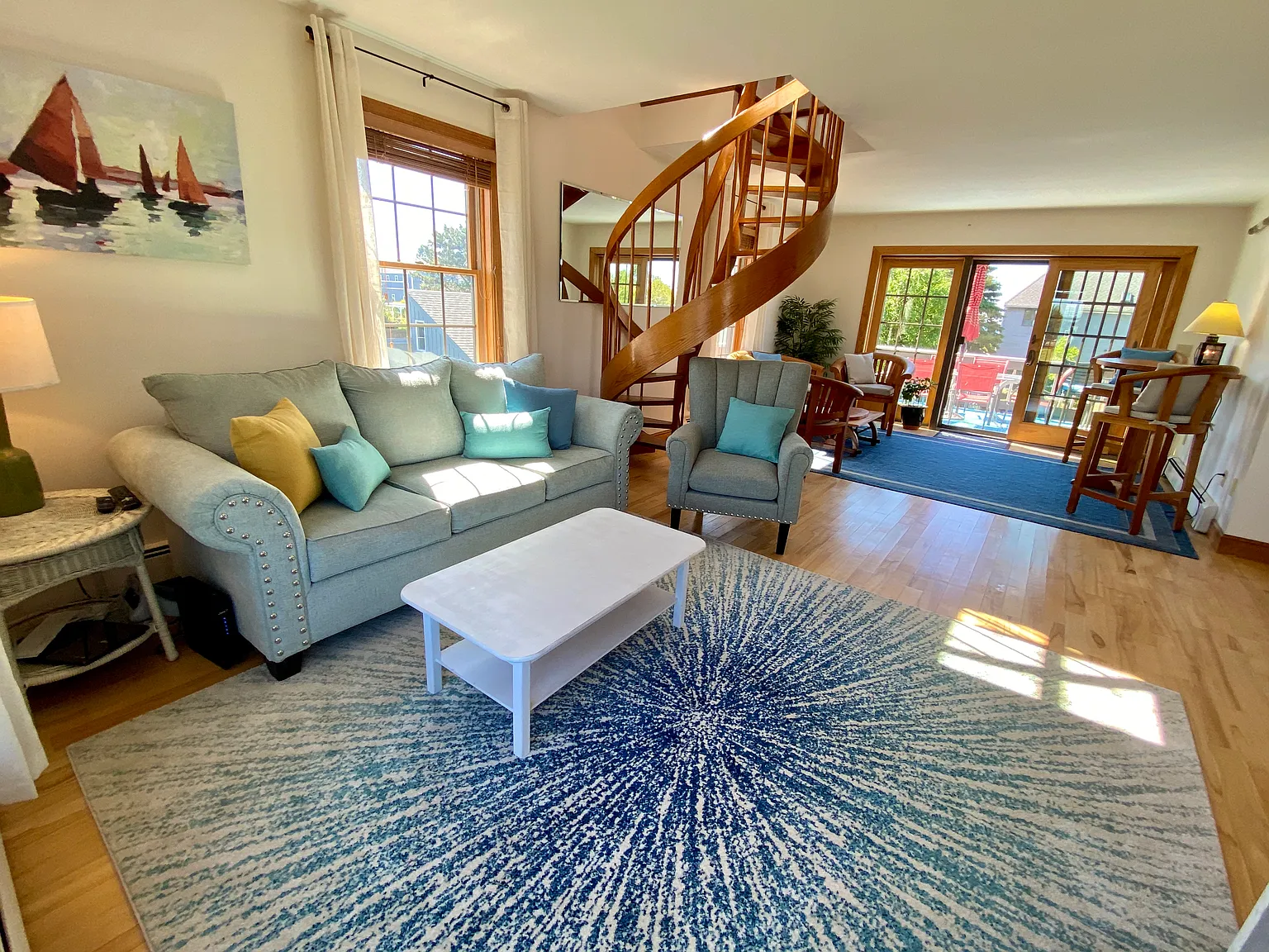 5 bed, 3700 sqft, $6,000 — Photo 3