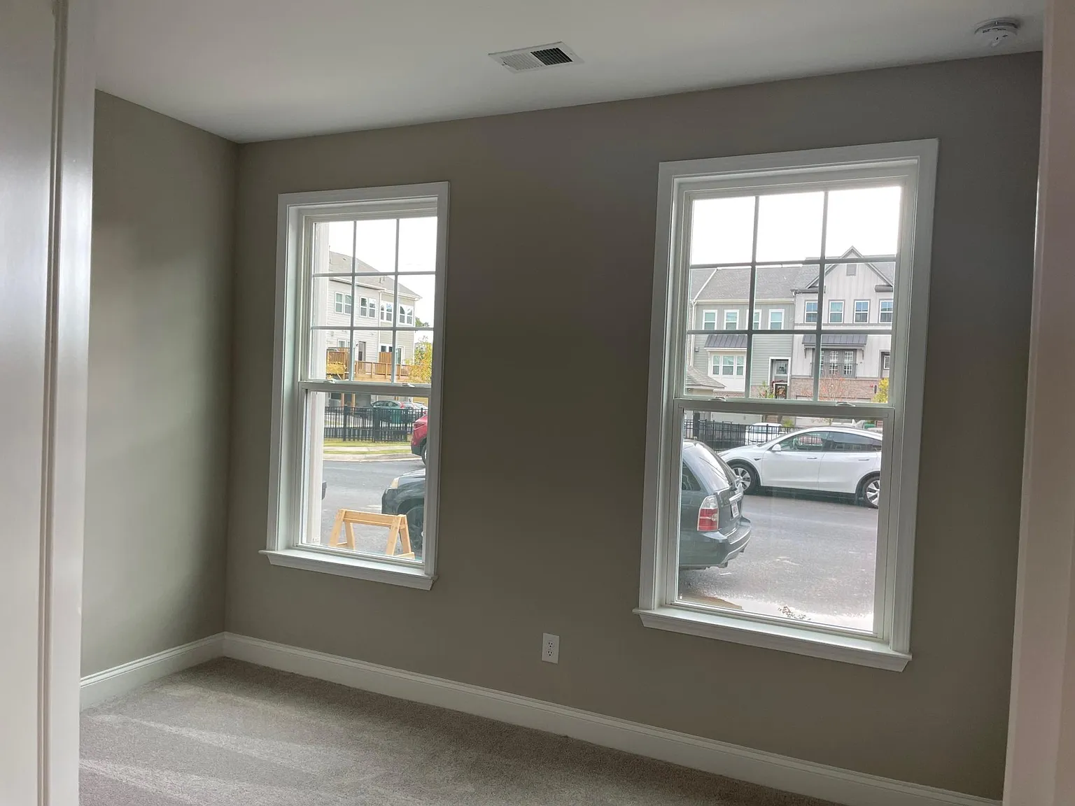 3 bed, 3.5 bath, 2537 sqft, $3,500 — Photo 4
