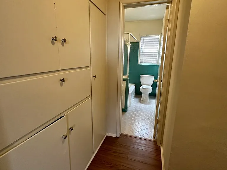 1116 N Louise St — Photo 23