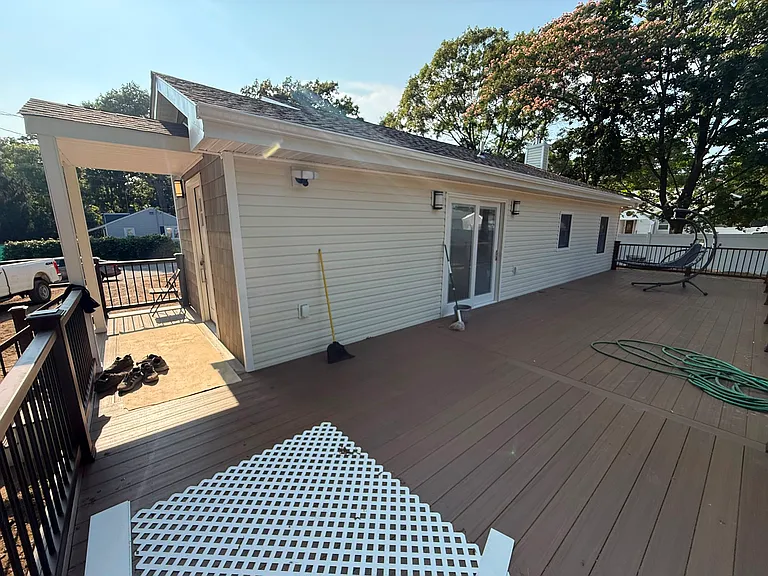 157 Pleasure Ave — Photo 5