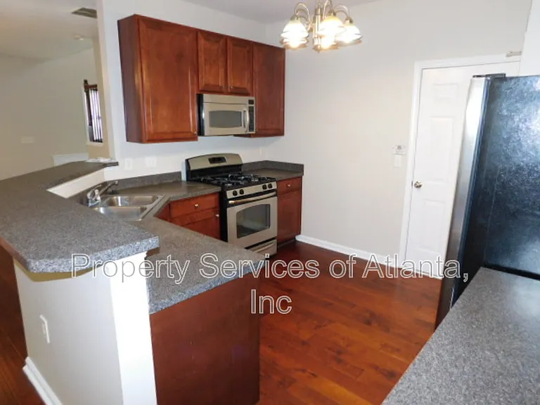 3286 Welmingham Dr SW — Photo 8