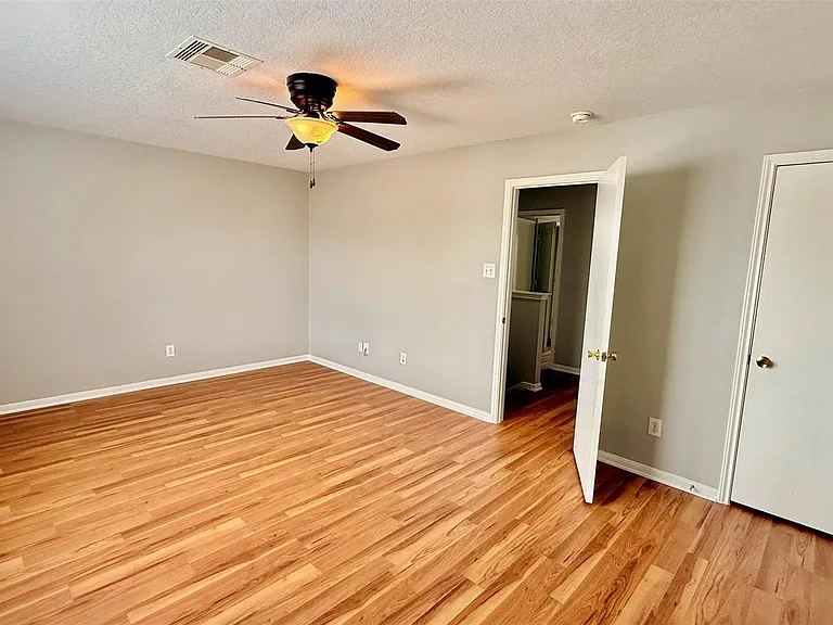 19503 Narcissus Brook Ln — Photo 20