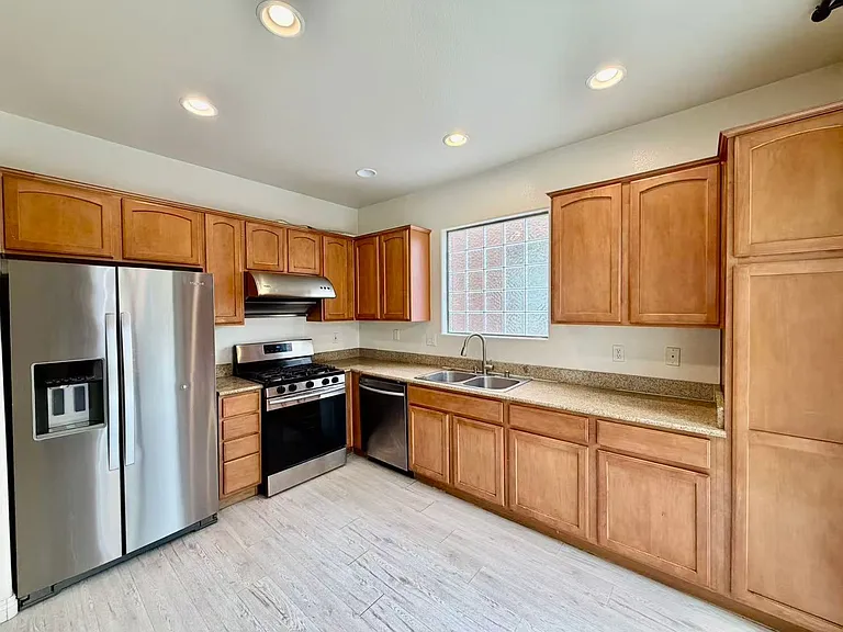 5490 Floating Flower Ave — Photo 4