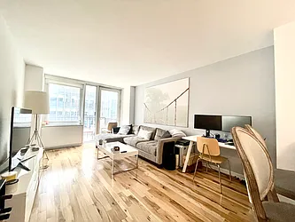 Rented by Addison Property Group