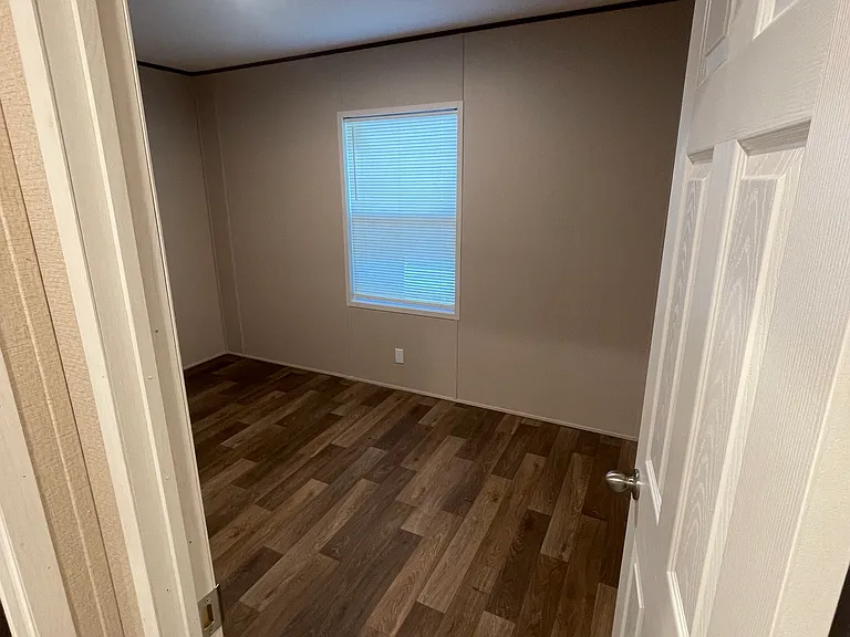 28 Codey Dr — Photo 6