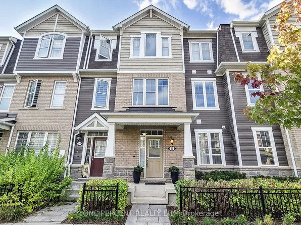 501 Buckeye Ct #25, Milton, ON L9E 1P3