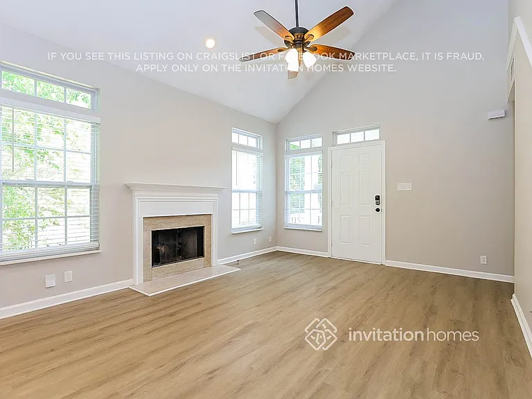 3717 Creston Ct — Photo 4