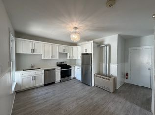 75 Pothier St FLOOR 3, Manville, RI 02838