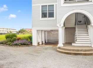 580 Dune Rd #5, Westhampton Beach, NY 11978