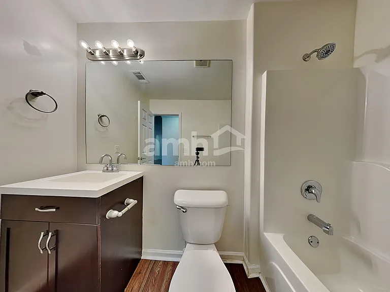 126 Roseberry Cir — Photo 17