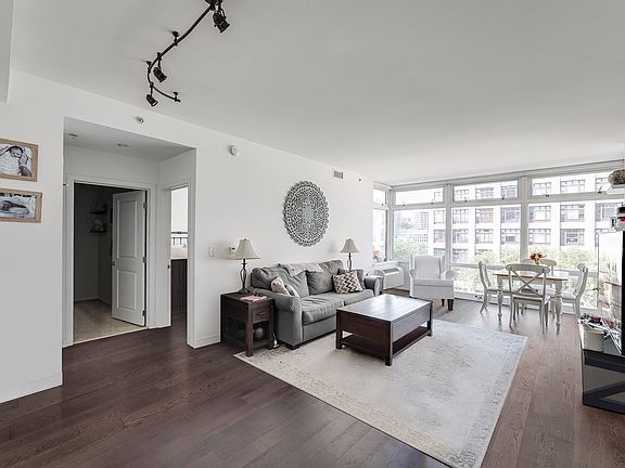 5th image of 1450 Washington St APT 506