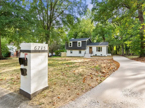 6715 Olde Savannah Rd, Charlotte, NC 28227