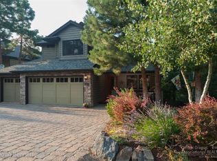2715 NW Rainbow Ridge Dr, Bend, OR 97703