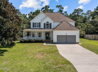 1619 Chadwick Shores Dr, Sneads Ferry, NC 28460