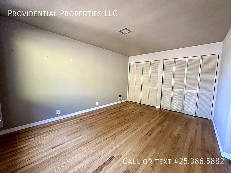 3114 W Elmore St — Photo 9