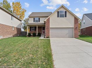 1644 Harvard Dr, Madison Heights, MI 48071